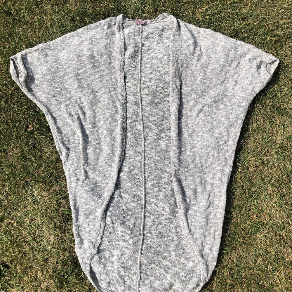 Vintage Garage Light Gray Open-Front Draped Knit Poncho
